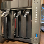 QNAP NAS in the initial physical setup process